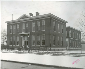 photo of Portland Elementary in 1952